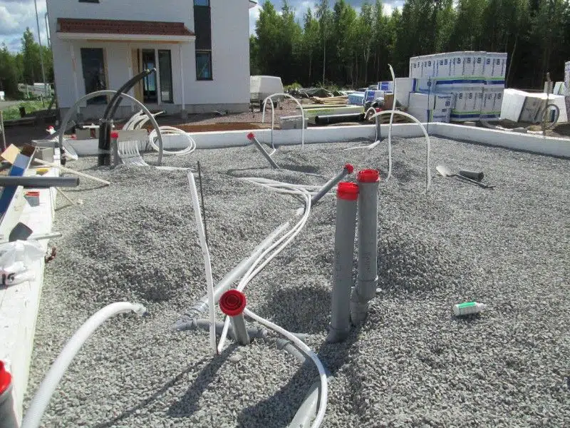 Rivitaloyhti&ouml;n putkisaneeraus